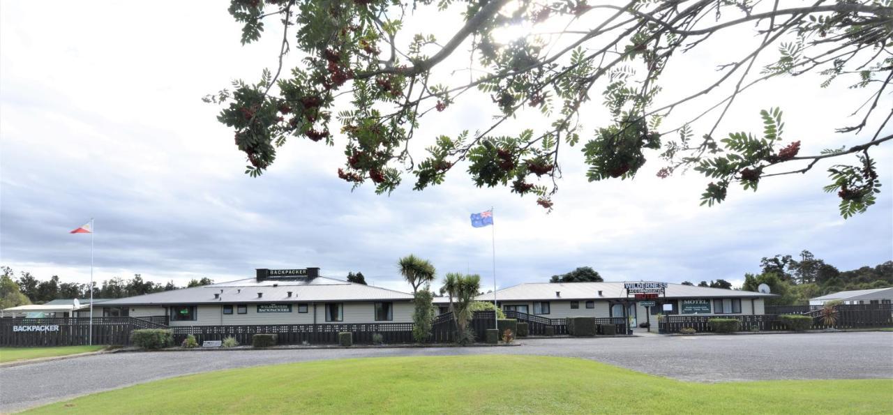 Wilderness Backpackers Hostel Haast Exterior photo